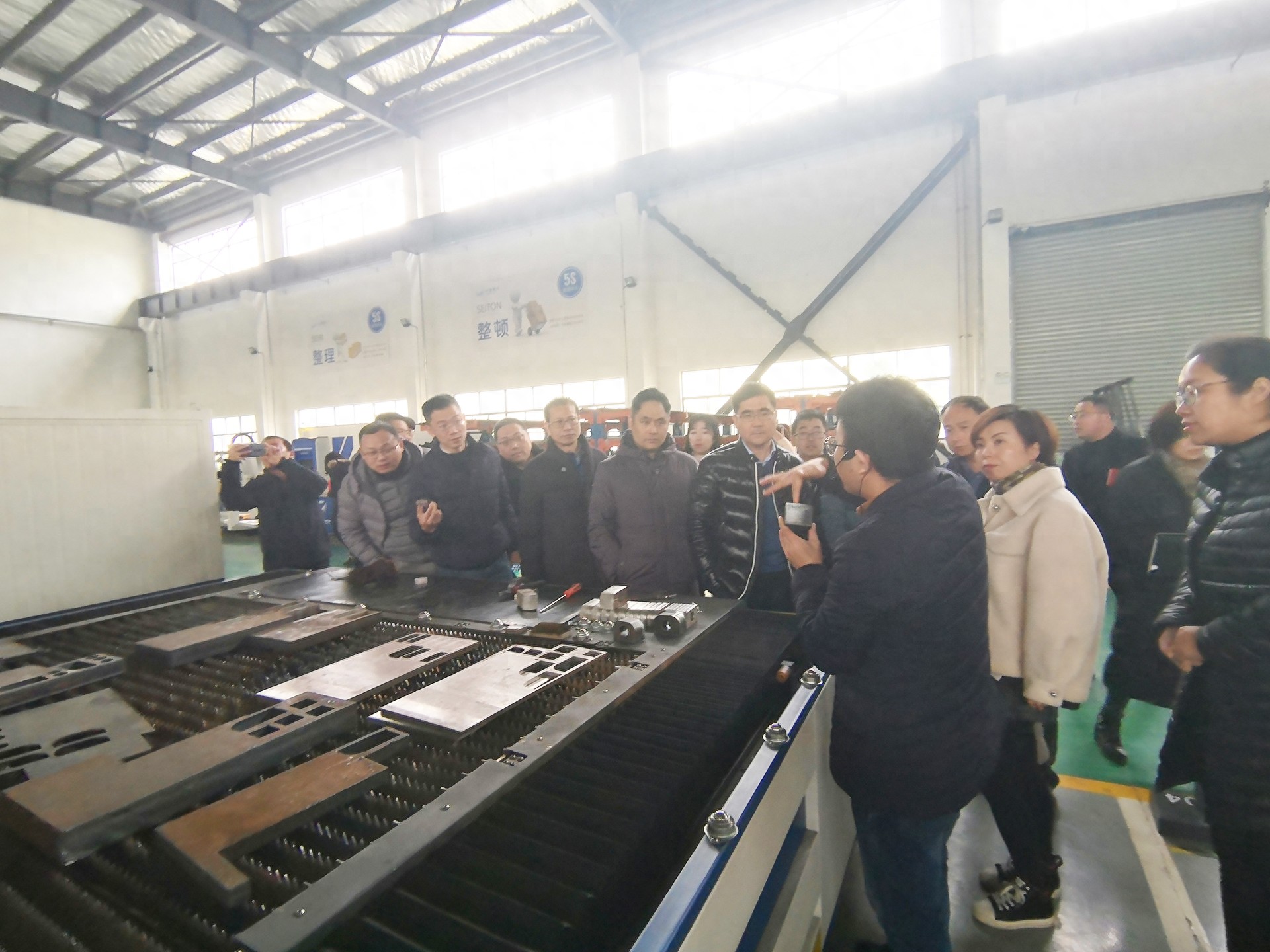 1749285766860754.jpeg 3f2337cc647a4bdbb8291e9ced552009~tplv-tt-origin-web_gif.jpeg